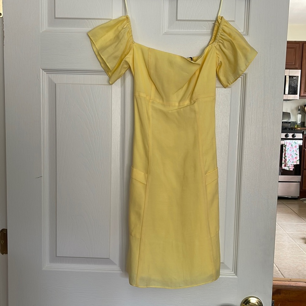 Zara Yellow off the shoulder dress with pockets
